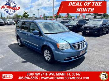  Salvage Chrysler Town & Country