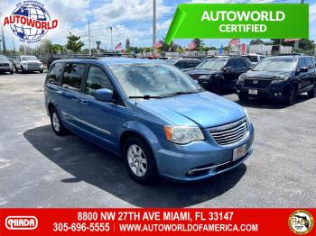  Salvage Chrysler Town & Country