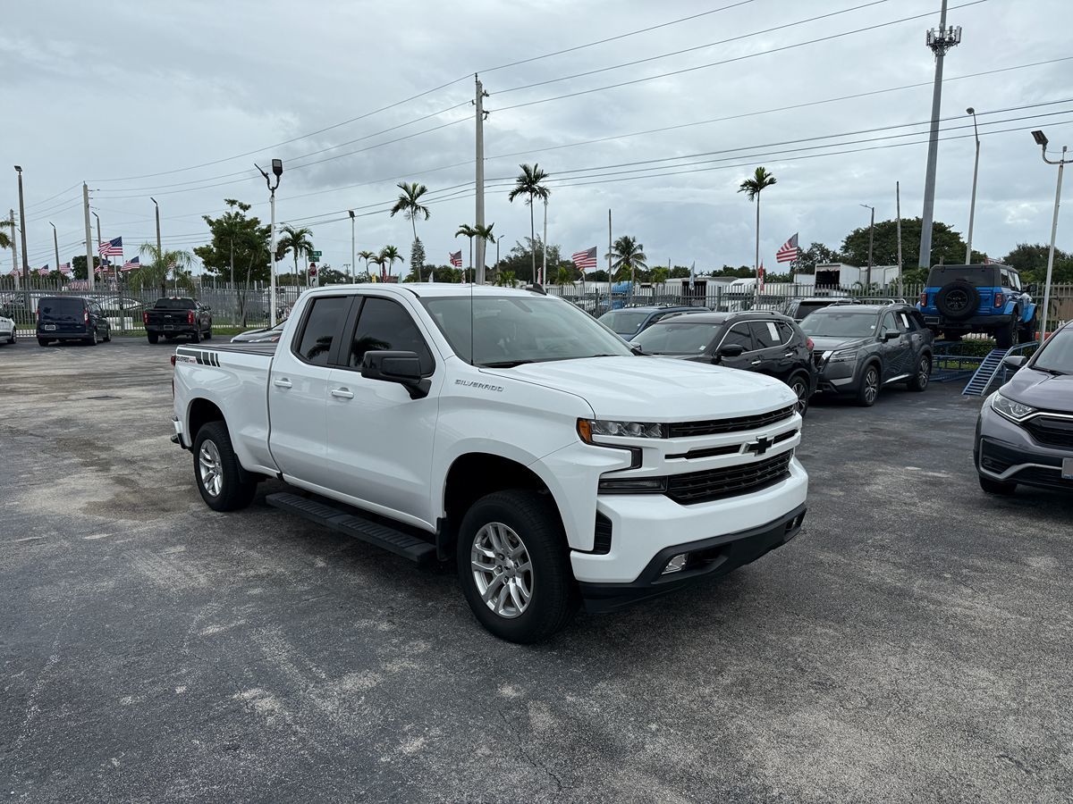 Chevrolet Silverado 1500 4wd Double Cab Rst Image 3