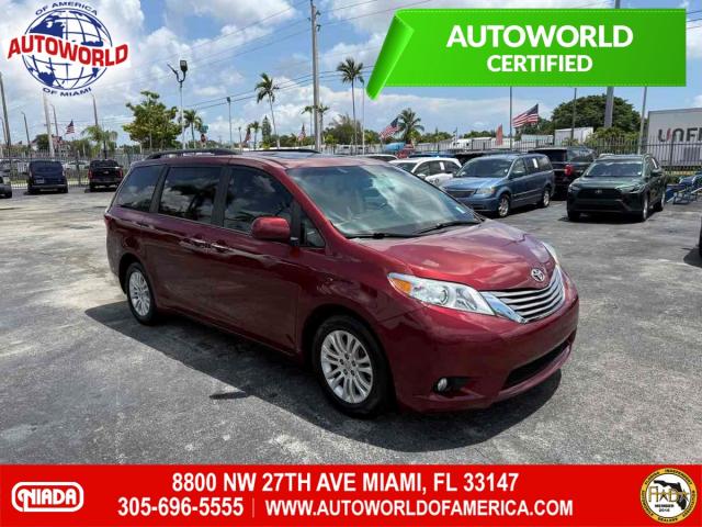  Salvage Toyota Sienna