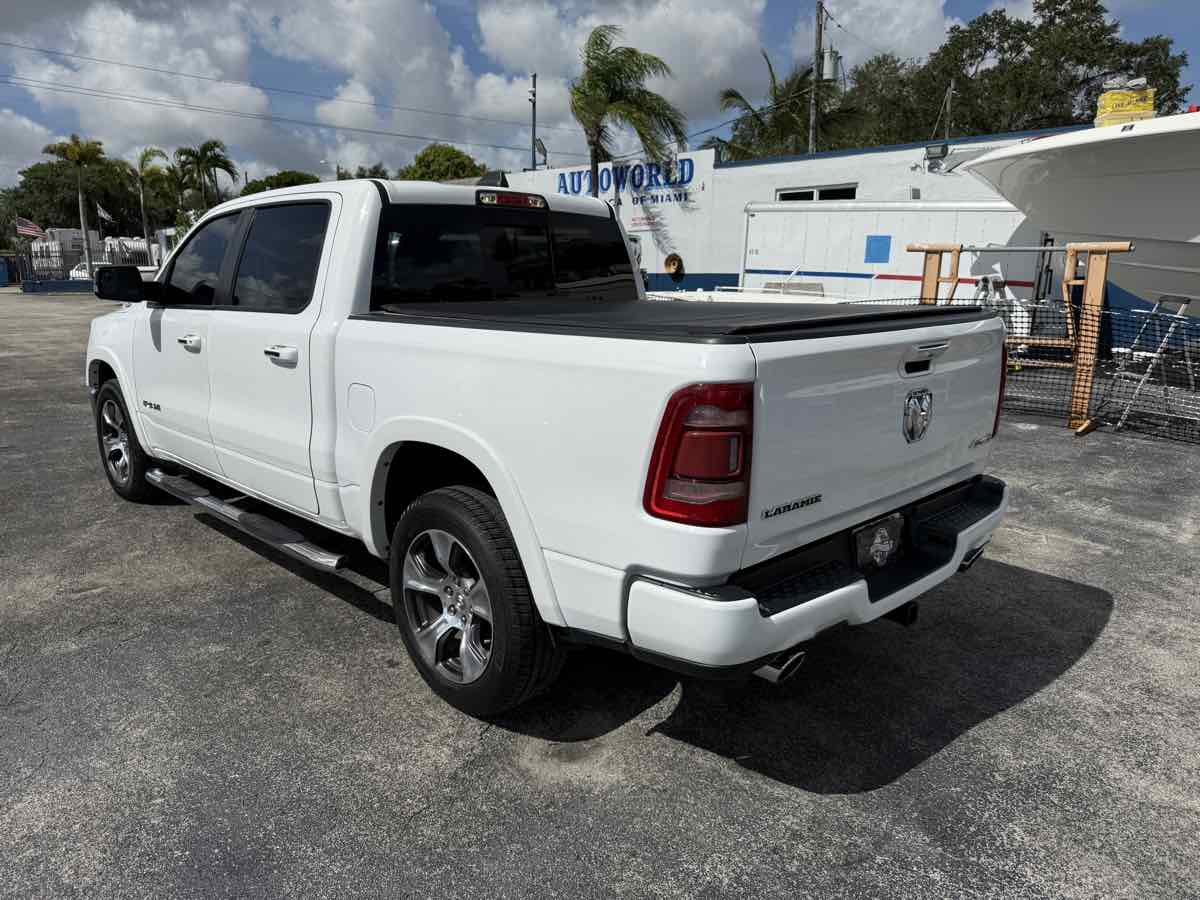 Ram 1500 Laramie 4x4 Crew Cab 5'7